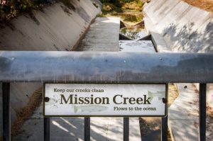 USA California, Santa Barbara, cement creek bed for Mission Creek at Mission and Highway 101